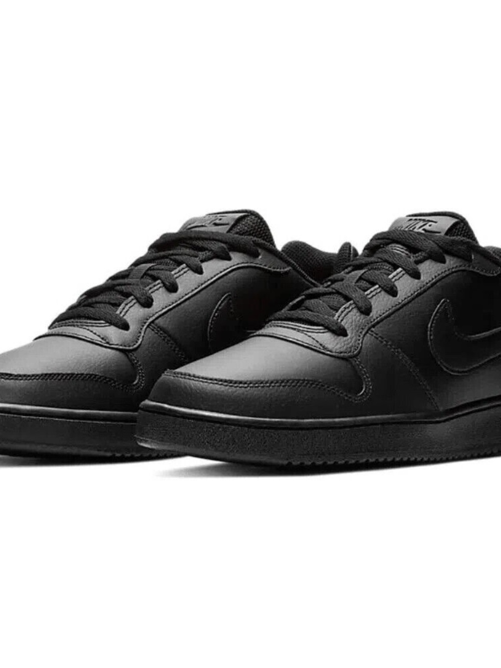 Nike Men’s Black Low-Top Sneakers
